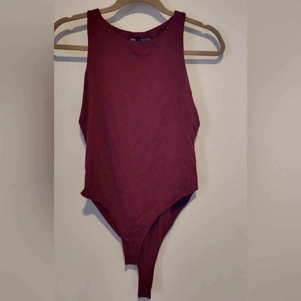 Zara RedBurgundy Stretch Sleeveless Bodysuit L Lined Snap Closure Work or Casual